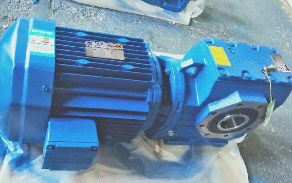 碼垛機(jī)減速機(jī)，SF107大型蝸輪減速機(jī),SF107Y22KW減速電機(jī)